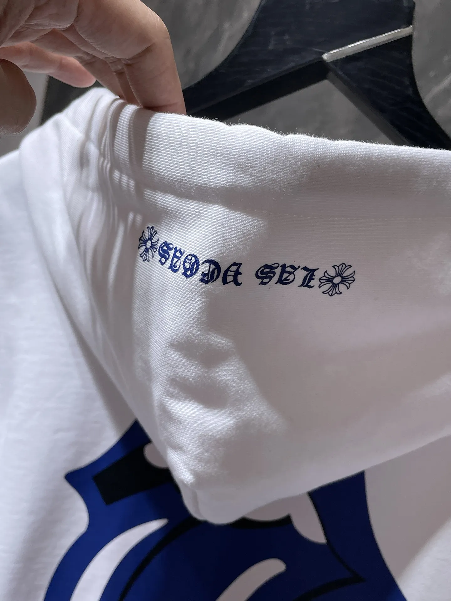 P260 Chrome Hearts Autumn and Winter 2025 counter sales simultaneously ❤️ Chrome Hearts New York Vages limited edition rolling stone letter zipper sweatshirt Imported environmentally friendly glue printing and dyeing Improved customized version 1:1 High-gram weight high-quality fabric Recommended color: white Code numbers: S, M, L, XL